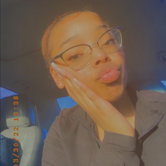 Meet your Posher, Malery - Picture 1 of 1